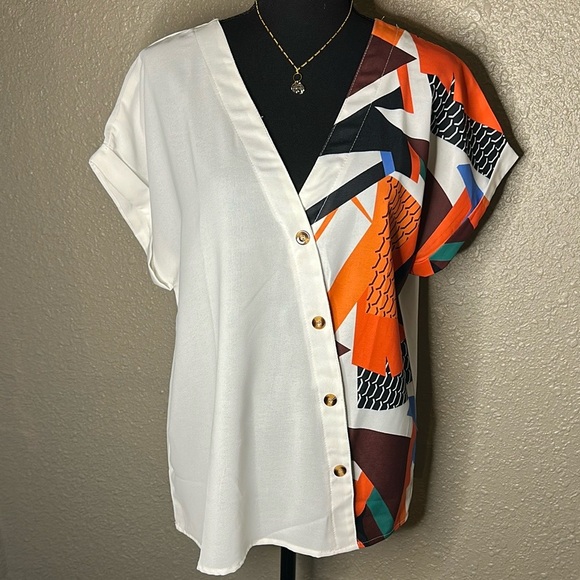 NWT Colorful Gwen Geo Blouse with Button Down Design‎ - Picture 1 of 6